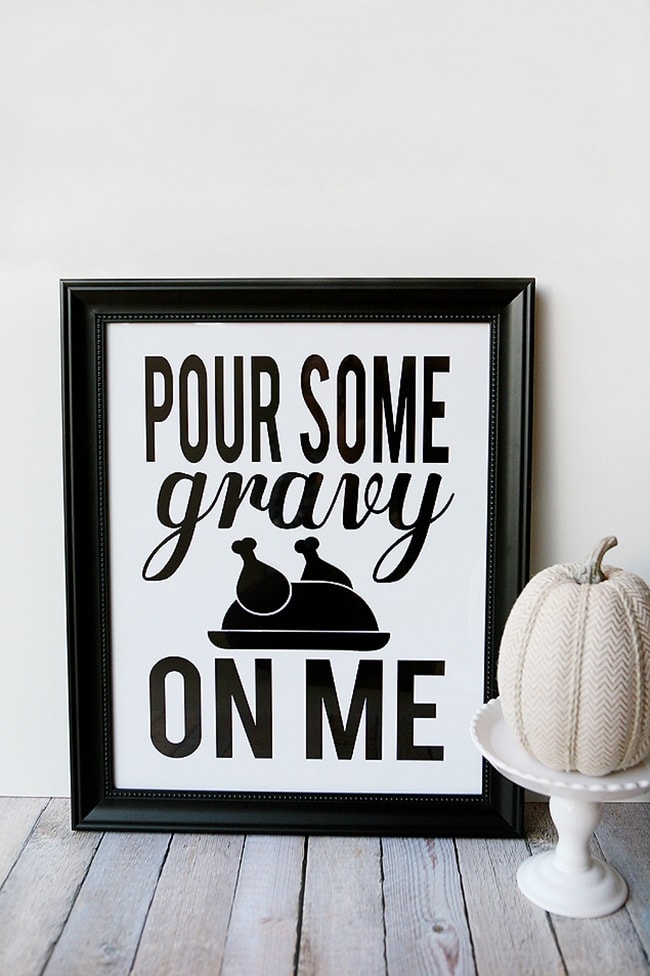 Best Comfort Food Meal Plan. "Pour Some Gravy on Me" free printable from Eighteen25. Get More meal plan recipes, printable and decor at TidyMom.net