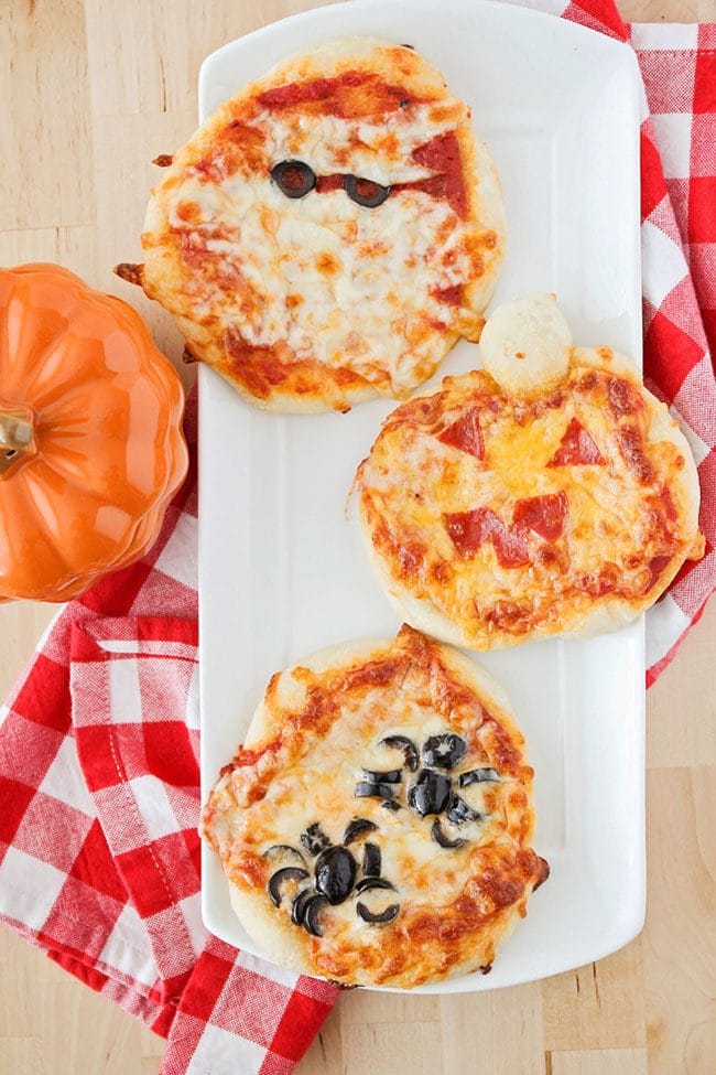 Halloween Mini Pizzas from The Baker Upstairs for Halloween Meal Plan