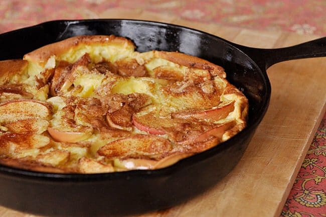 christmas-brunch-dutch-baby-apple-pancake-photo