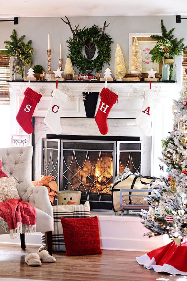 Christmas Mantel Decor Seasonal Simplicity | TidyMom®