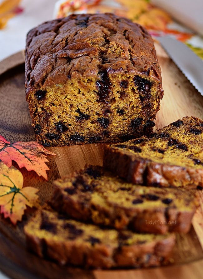 The aroma when this Chocolate Chip Pumpkin Banana Bread comes out of the oven is nothing short of heaven! This is the quick bread recipe every pumpkin spice lover needs! It’s perfect for dessert, breakfast, gifting or just snacking!