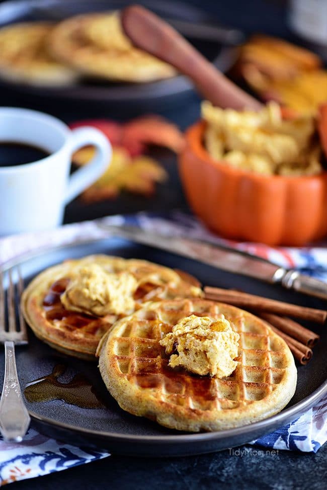 Pumpkin Spice Butter Spread has all your favorite fall spices whipped into a creamy fluffy spread for bread, waffles, pancakes and more. It has all your favorite fall spices + honey whipped into a creamy fluffy spread for bread, waffles, pancakes and more. Print the full recipe at TidyMom.net #pumpkin #pumpkinspice #honeybutter