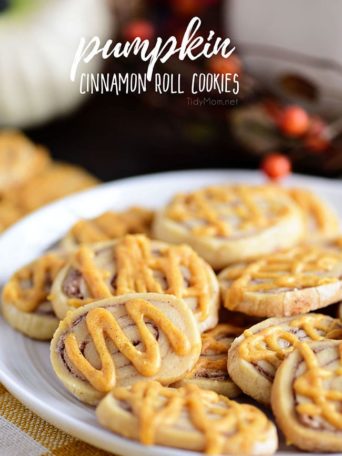 Cinnamon Roll Cookies with pumpkin spice glaze