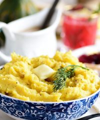 acorn squash mashed potatoes in bowl