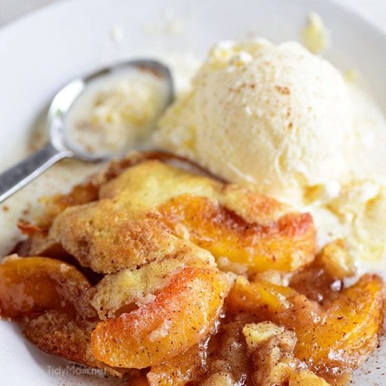 Easy Peach Cobbler {+VIDEO} - TidyMom®