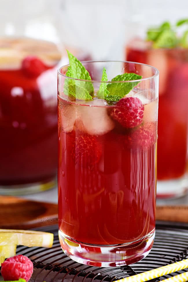 Red Raspberry Iced Tea with raspberries and mint.