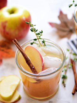 bourbon apple cider cocktail