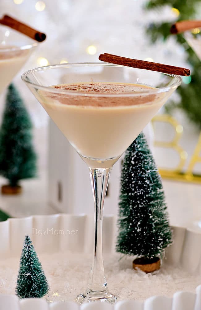 A Vanilla Baileys Martini with cinnamon garnish