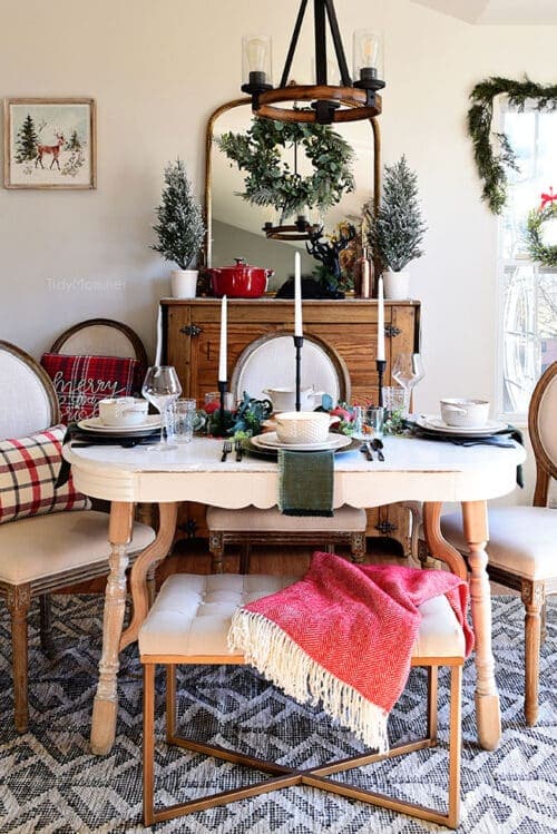 Simple Christmas Table + Quick Tips - TidyMom®