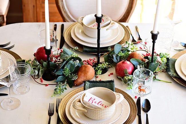 Simple Christmas table settings