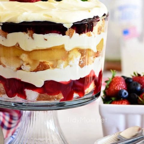 fruit trifle with strawberry, blueberry and apple pie filling
