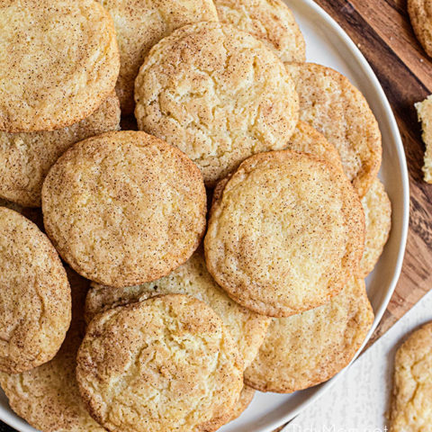 a pie of snickerdoodles on a plate