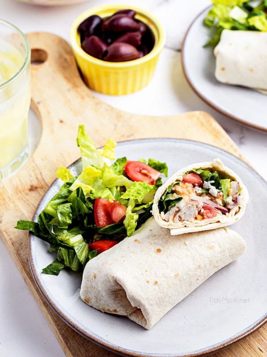 Greek Chicken Wrap (healthy lunch!) - Maebells