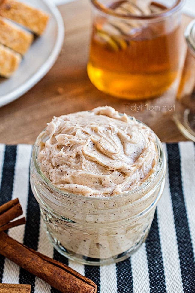 half pint jar of cinnamon honey butter