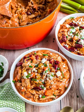 two bowls of buffalo chicken chili