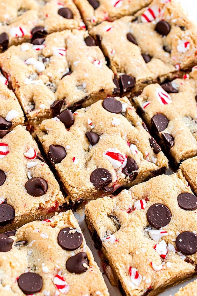 cut chocolate peppermint cookie bars