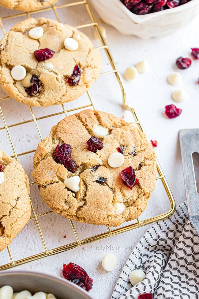 cranberry cookies on a cooling rack