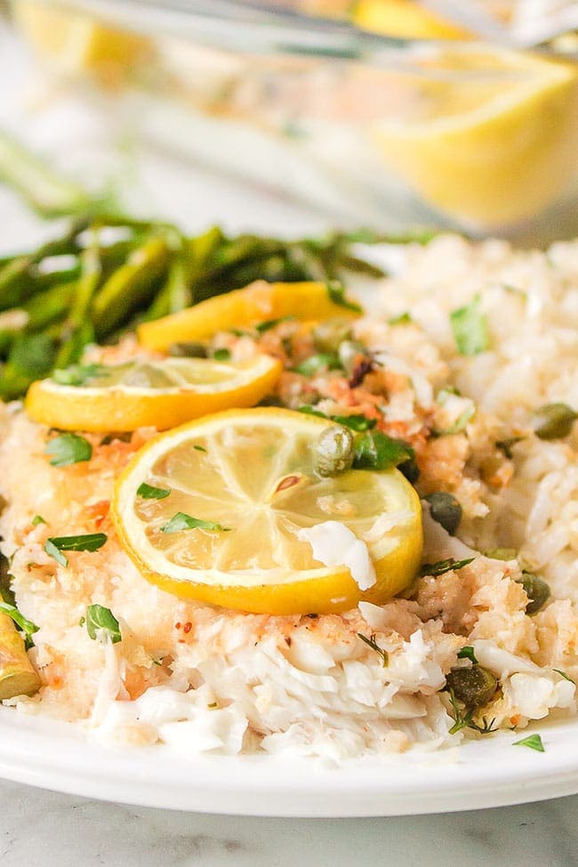 oven baked tilapia with fresh lemon slices