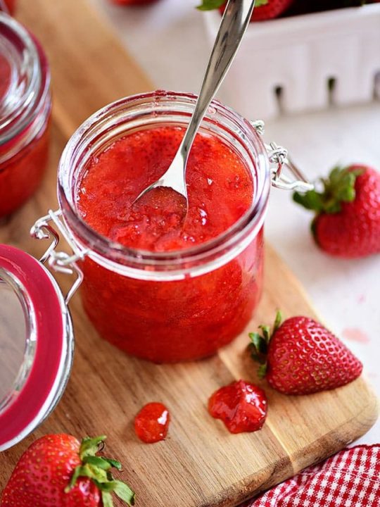 Homemade Freezer Jam - I'm making this now for Thanksgiving!