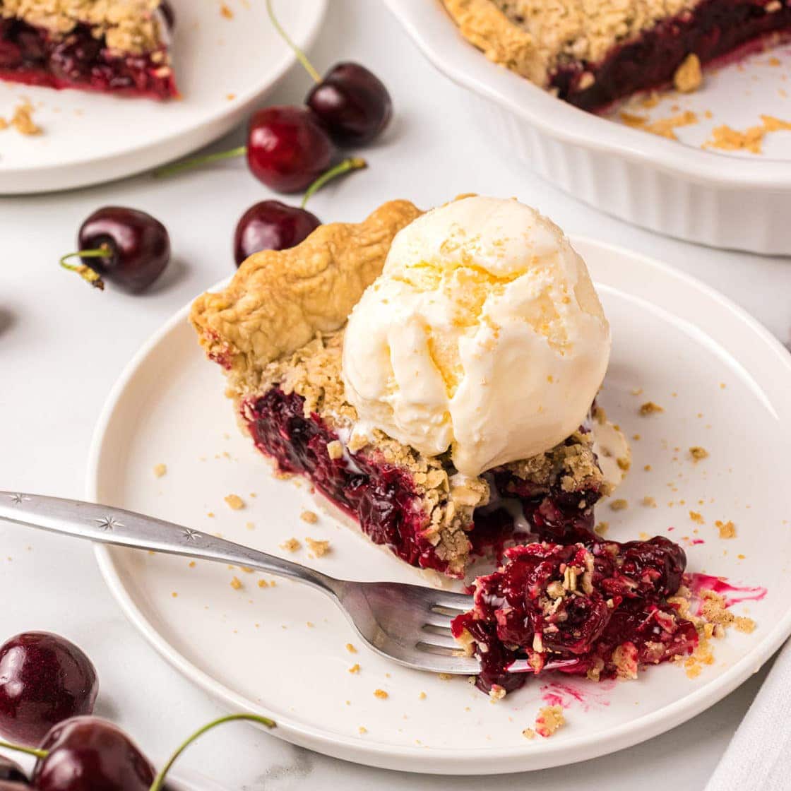 Cherry Crumb Pie (with frozen tart cherries) - TidyMom®