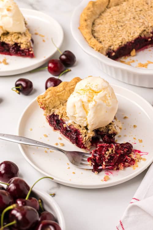 Cherry Crumb Pie (with frozen tart cherries) - TidyMom®