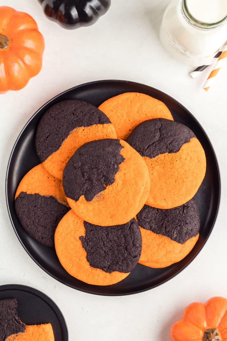 Orange And Black Sugar Cookies For Halloween! - TidyMom®