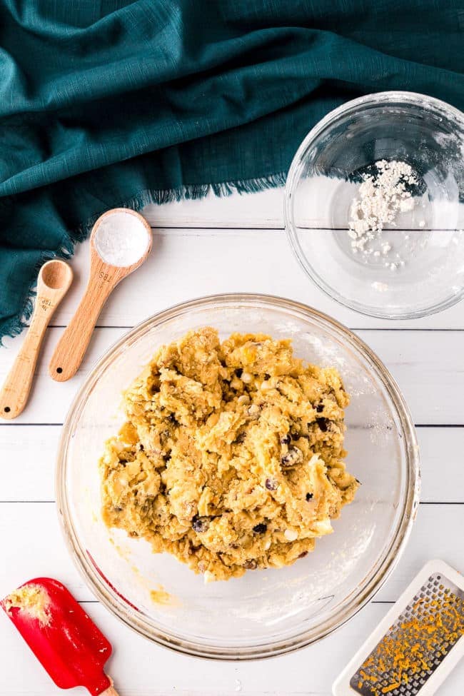 biscotti batter in a glass bowl