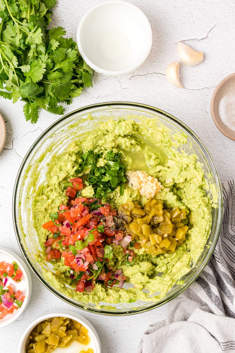 guacamole with pico de gallo guacamole with pico de gallo