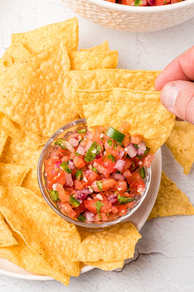 tortilla chips with a bowl of fresh salsa Fresca