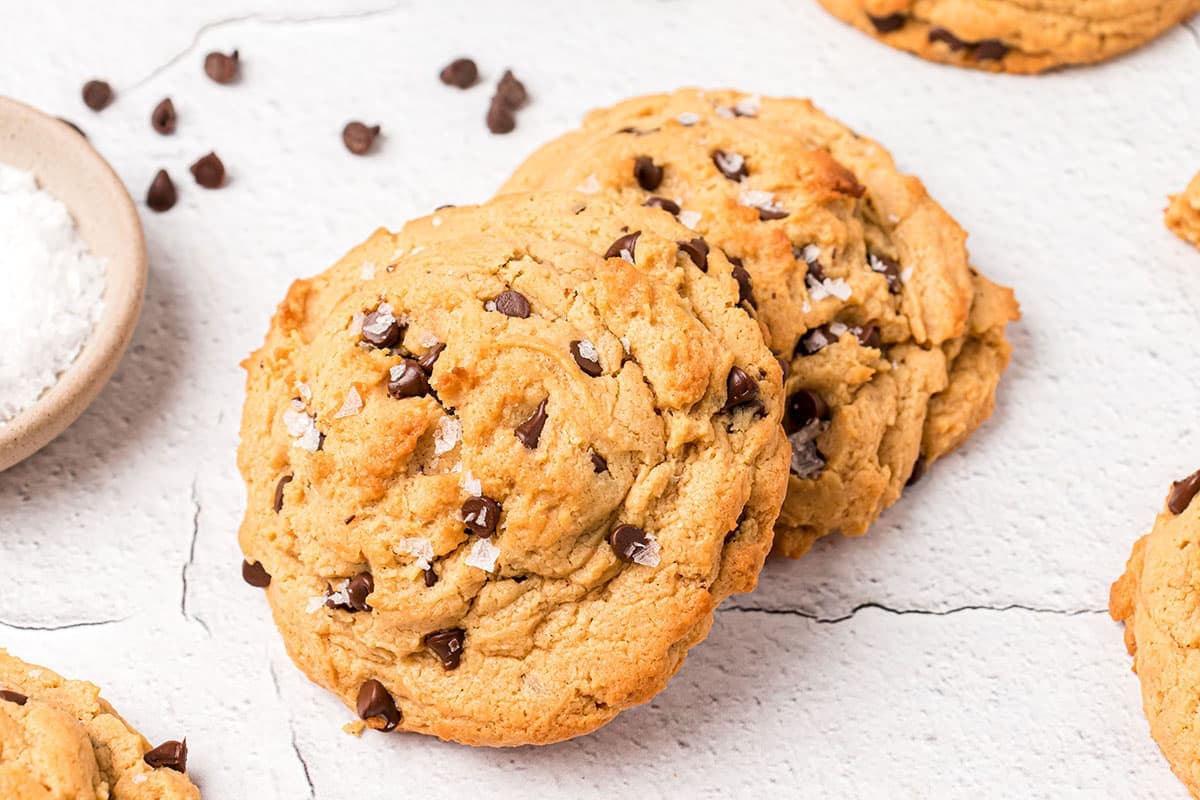 Peanut Butter Chocolate Chip Cake Mix Cookies - TidyMom®