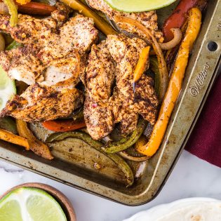 chicken fajita sheet pan with limes