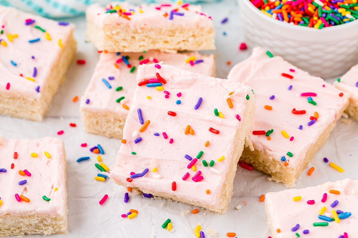 Easy Sugar Cookie Bars Recipe With Cream Cheese - TidyMom®