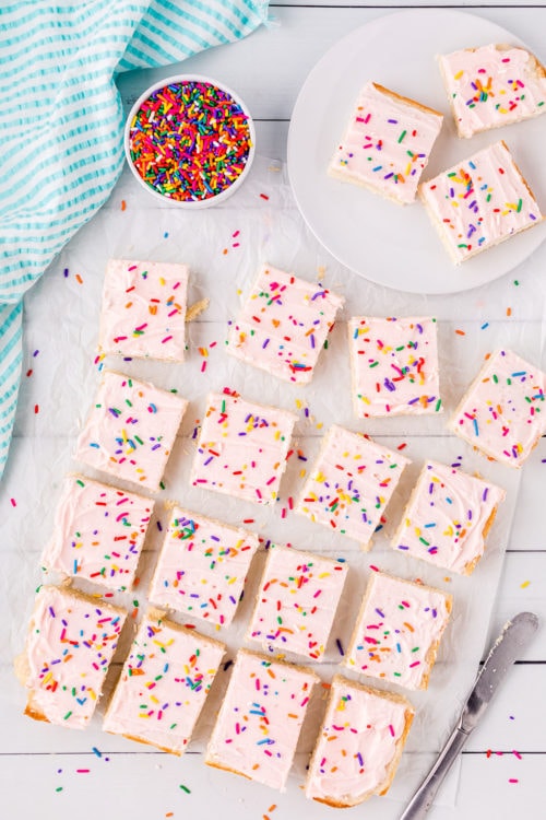 Easy Sugar Cookie Bars Recipe With Cream Cheese - TidyMom®