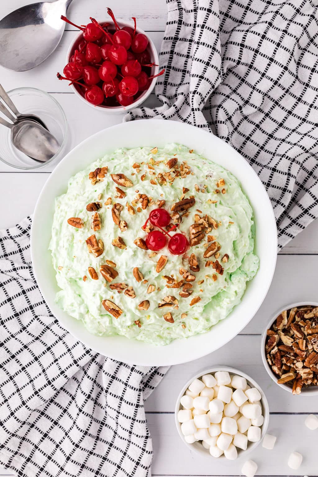 Simple Pistachio Salad-Classic Watergate Salad - TidyMom®