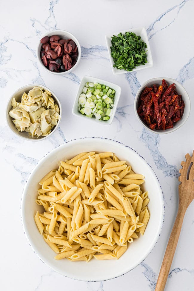 how to make Greek pasta salad step 1