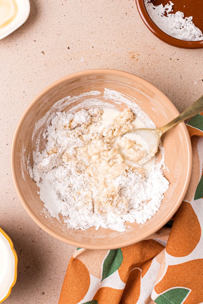 making powdered sugar glaze with cream