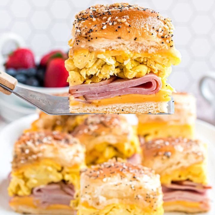 cheesy breakfast sliders with ham and eggs