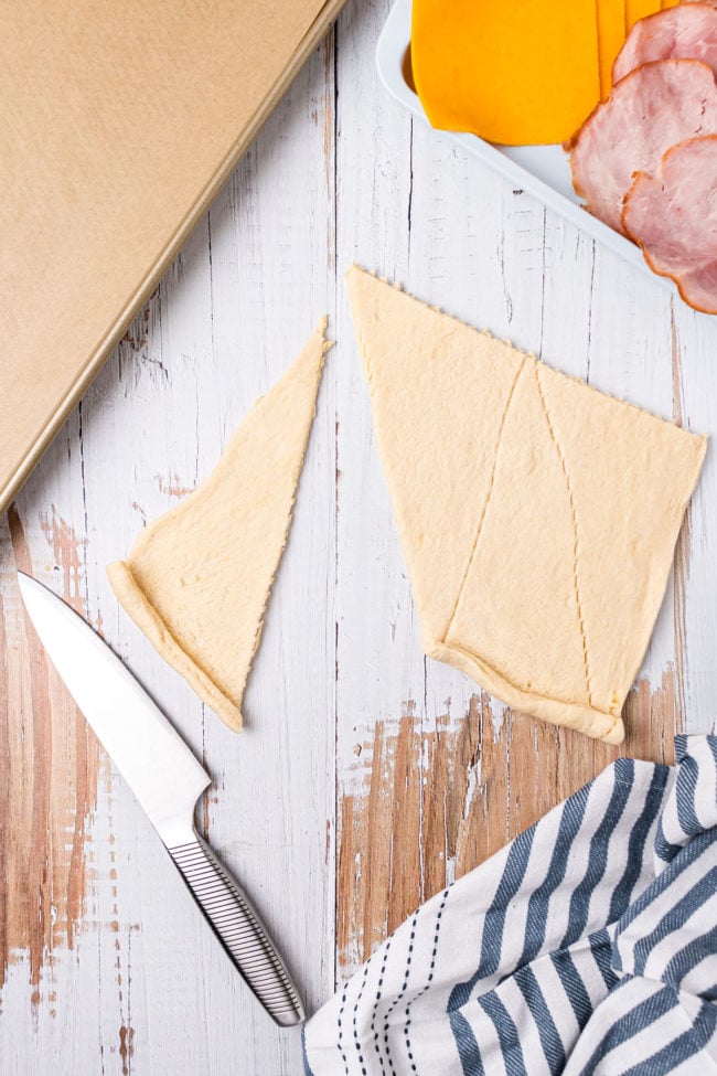 how to make Baked Ham and Cheese Crescent Roll Sandwiches step 1