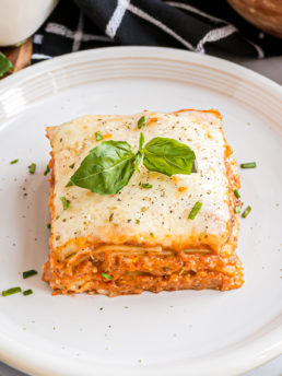 beef-ricotta-lasagna-feature-pic