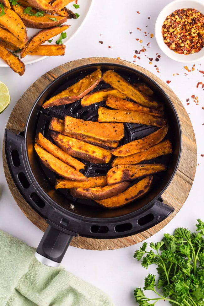 crispy air fried sweet potato fries