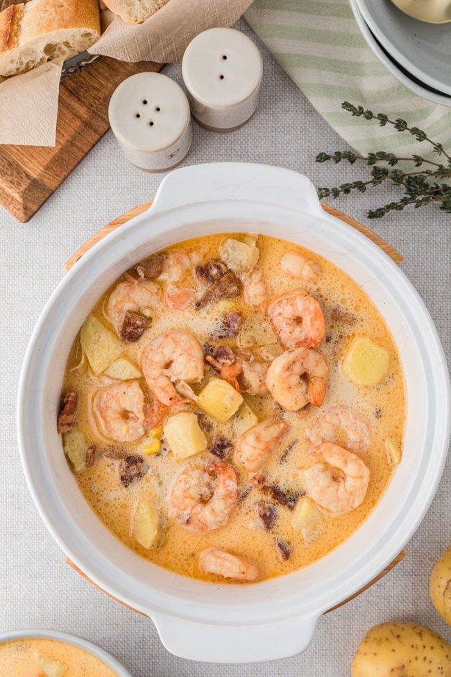 Soup pot with shrimp corn chowder