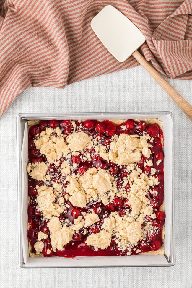 crumble topping over cherry pie filling