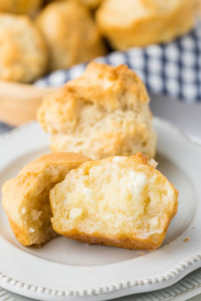 mayonnaise biscuits with butter
