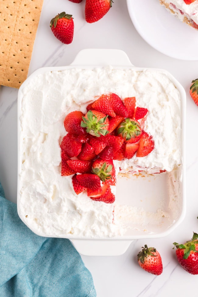 no bake strawberry dessert