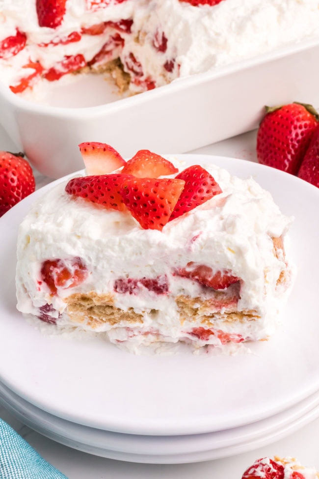 fresh strawberry icebox cake