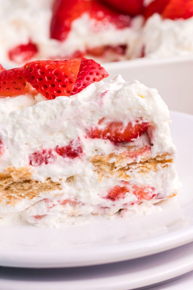 icebox cake with fresh strawberries