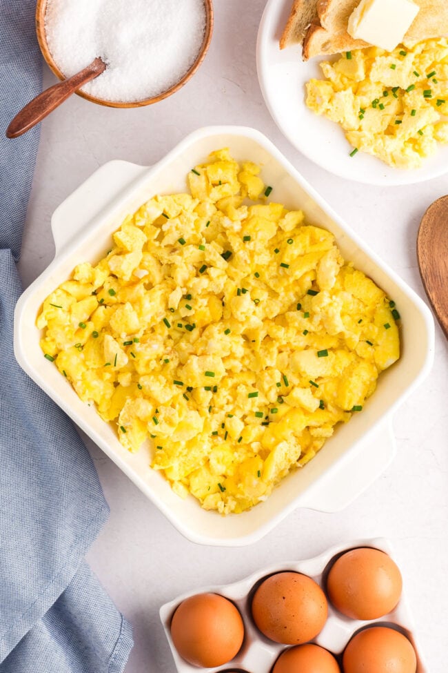 fluffy scrambled eggs with chives