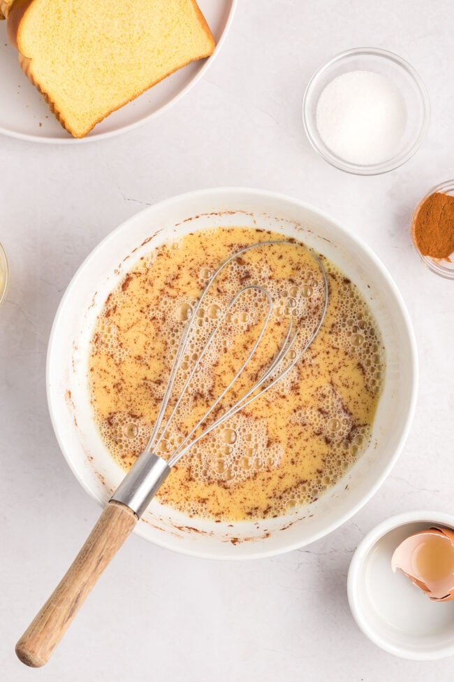 custard for dipping bread to make french toast