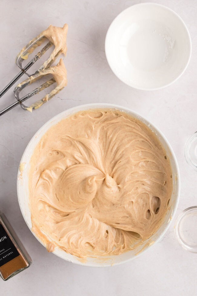 cinnamon cream cheese frosting