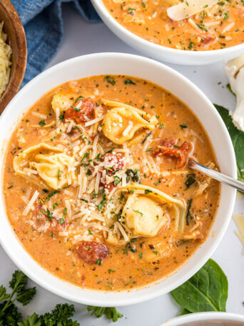 bowl of creamy soup with tortellini and chiken